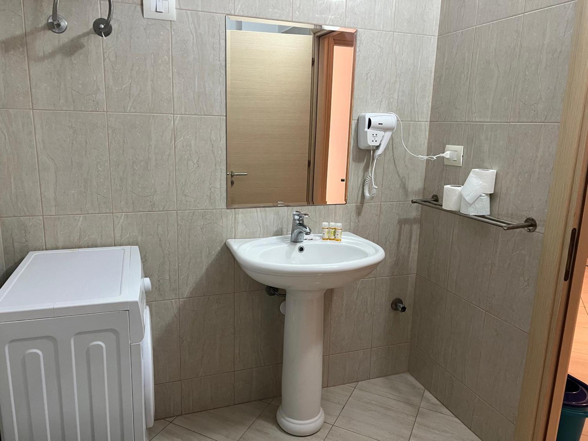 Apartamente Oslo Влёра Экстерьер фото